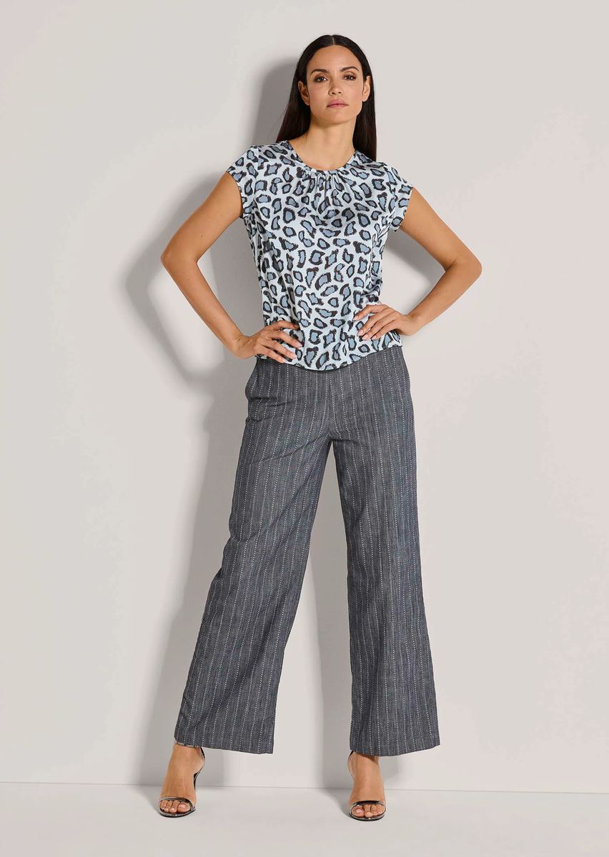 Bluse mit abstraktem Leopardenmuster