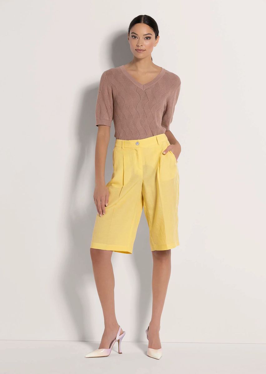 Elegante Bermuda mit Bundfalten