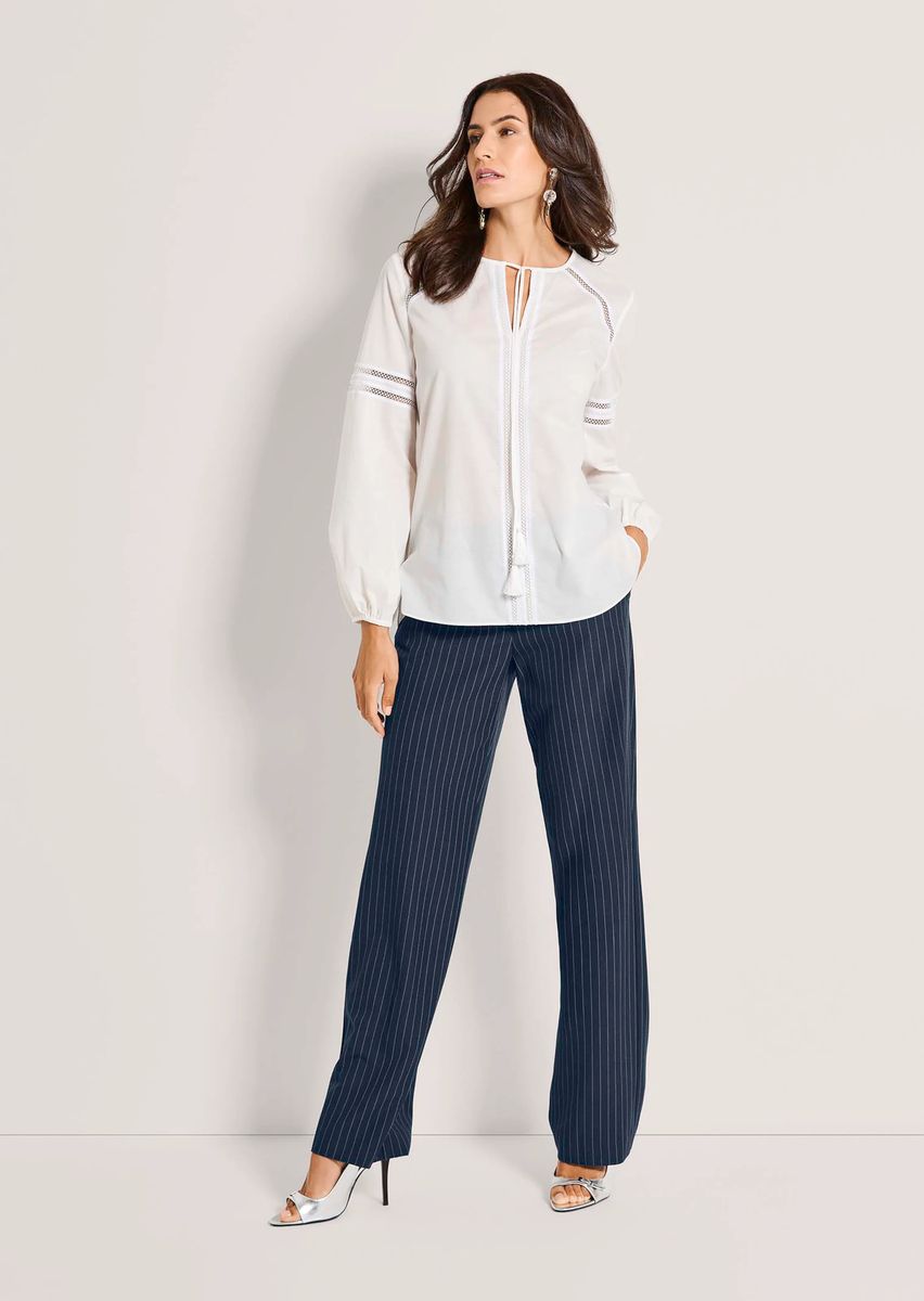 Baumwollbluse mit Spitze und Quasten