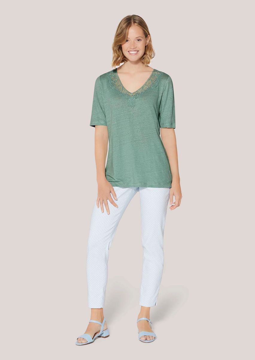 Leinenshirt mit Spitzenbesatz