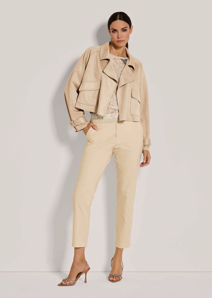 Kurze Jacke in Velours-Optik