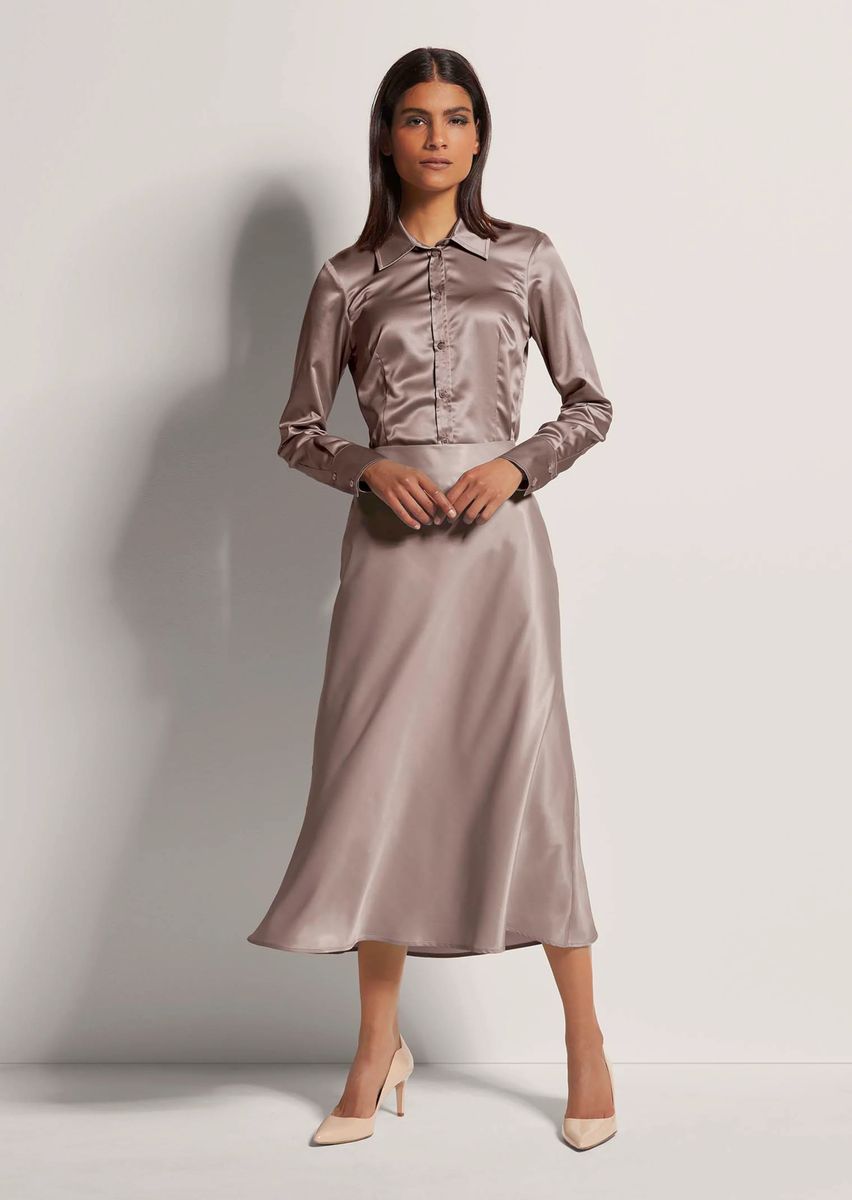 Eleganter Satinrock in A-Linie