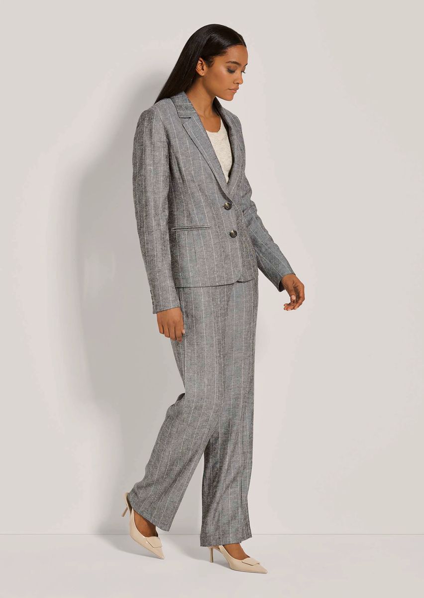 Eleganter Nadelstreifen-Blazer aus Leinenmischung