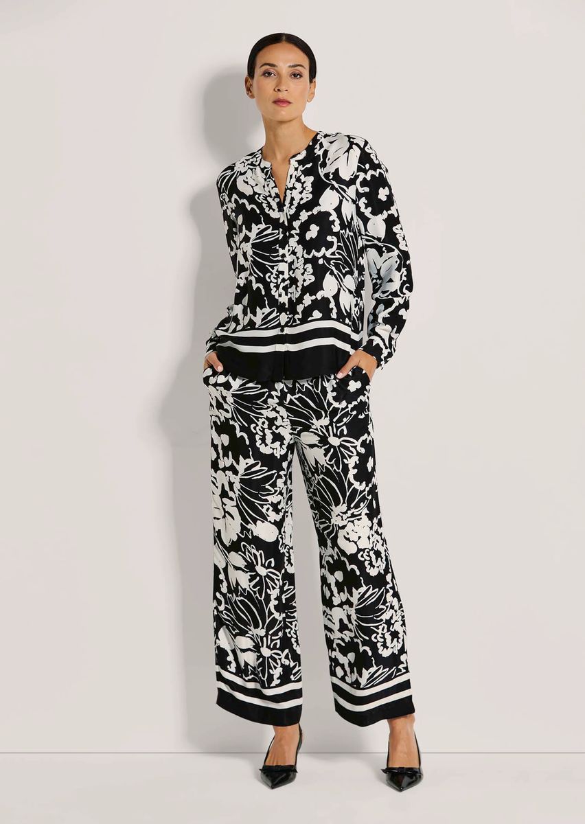 Bluse mit markantem Blumendruck