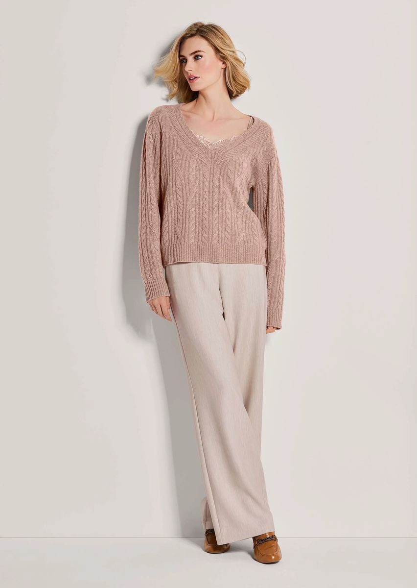 Kaschmirpullover mit Zopfmuster und V-Ausschnitt