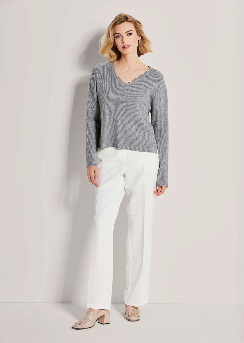 Kaschmir-Pullover mit feiner Rippstruktur