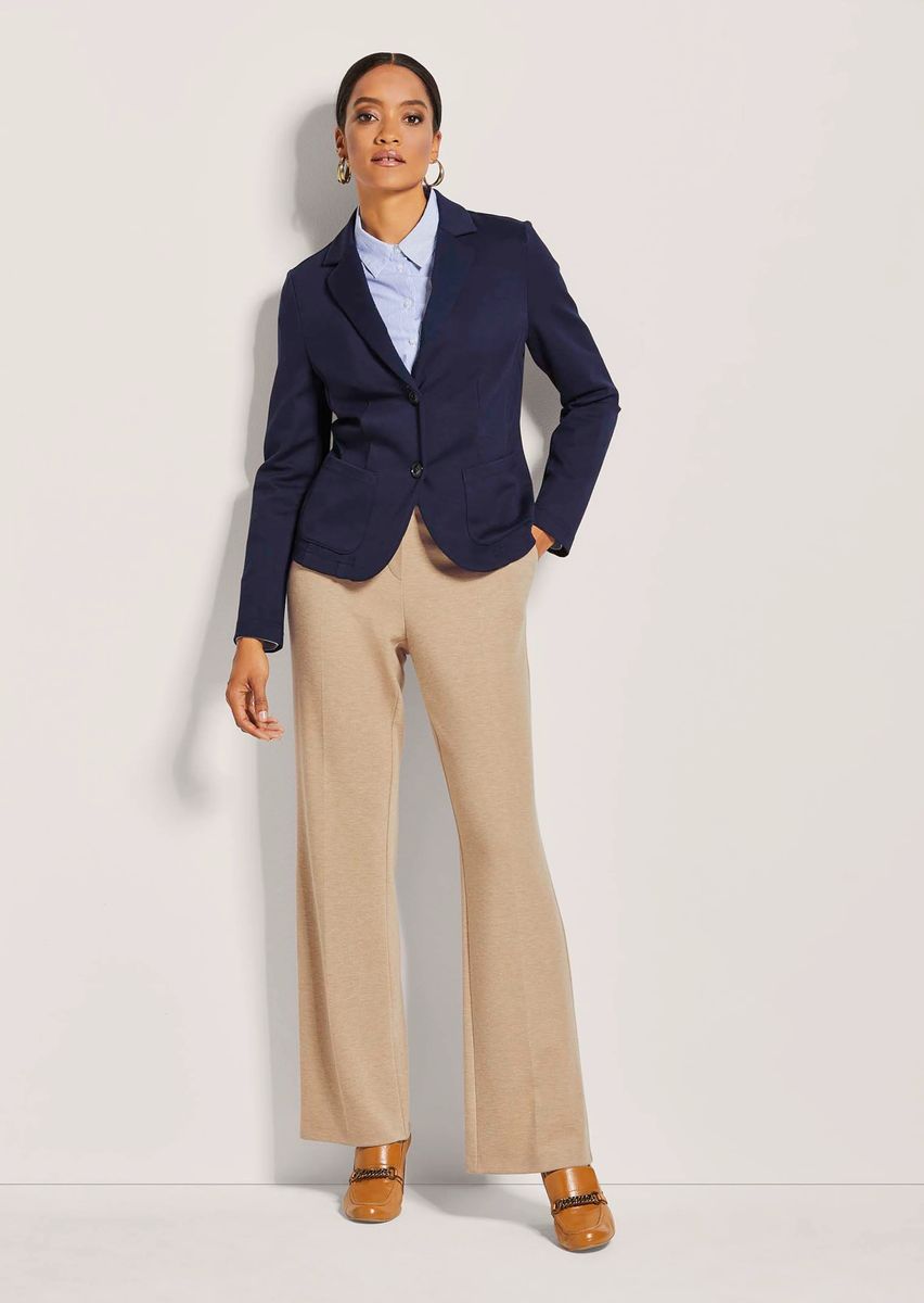 Taillierter Jersey-Blazer mit aufgesetzten Taschen