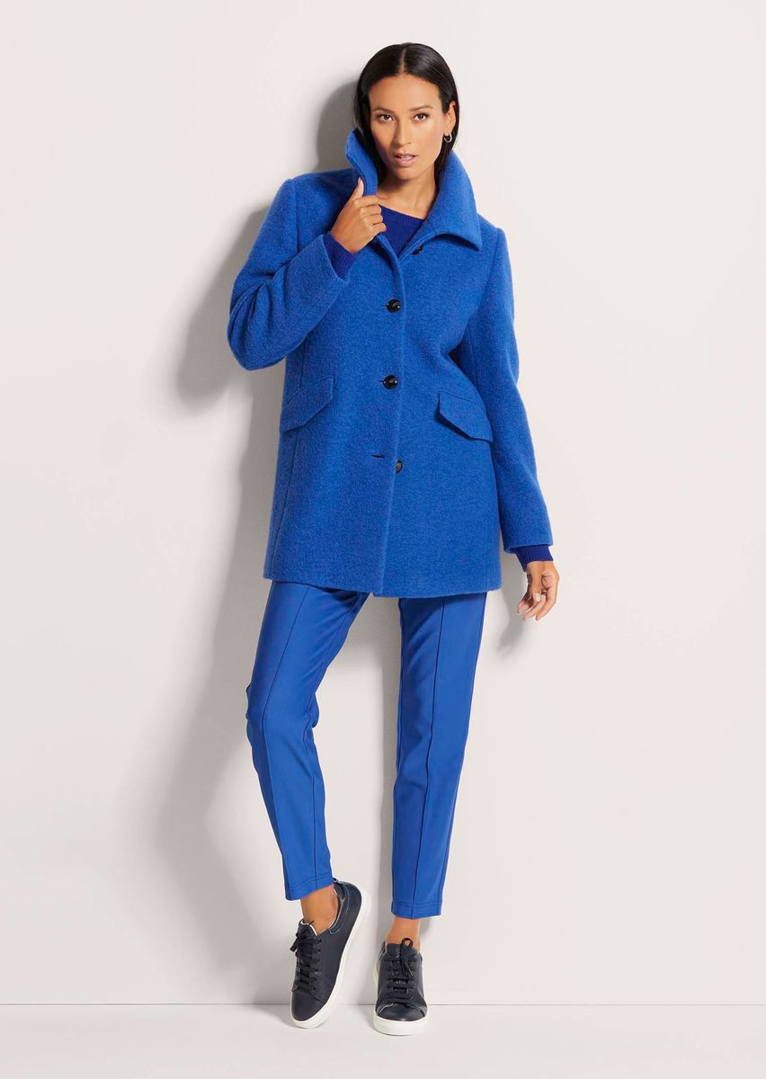 Strukturierter Wollmantel mit großem Kragen