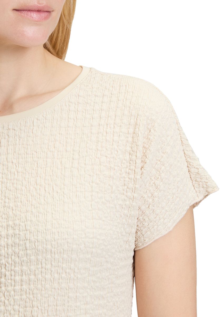 Strukturiertes Shirt mit überschnittenen Ärmeln