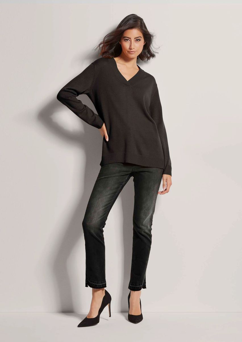 V-Ausschnitt Pullover aus feiner Schurwolle