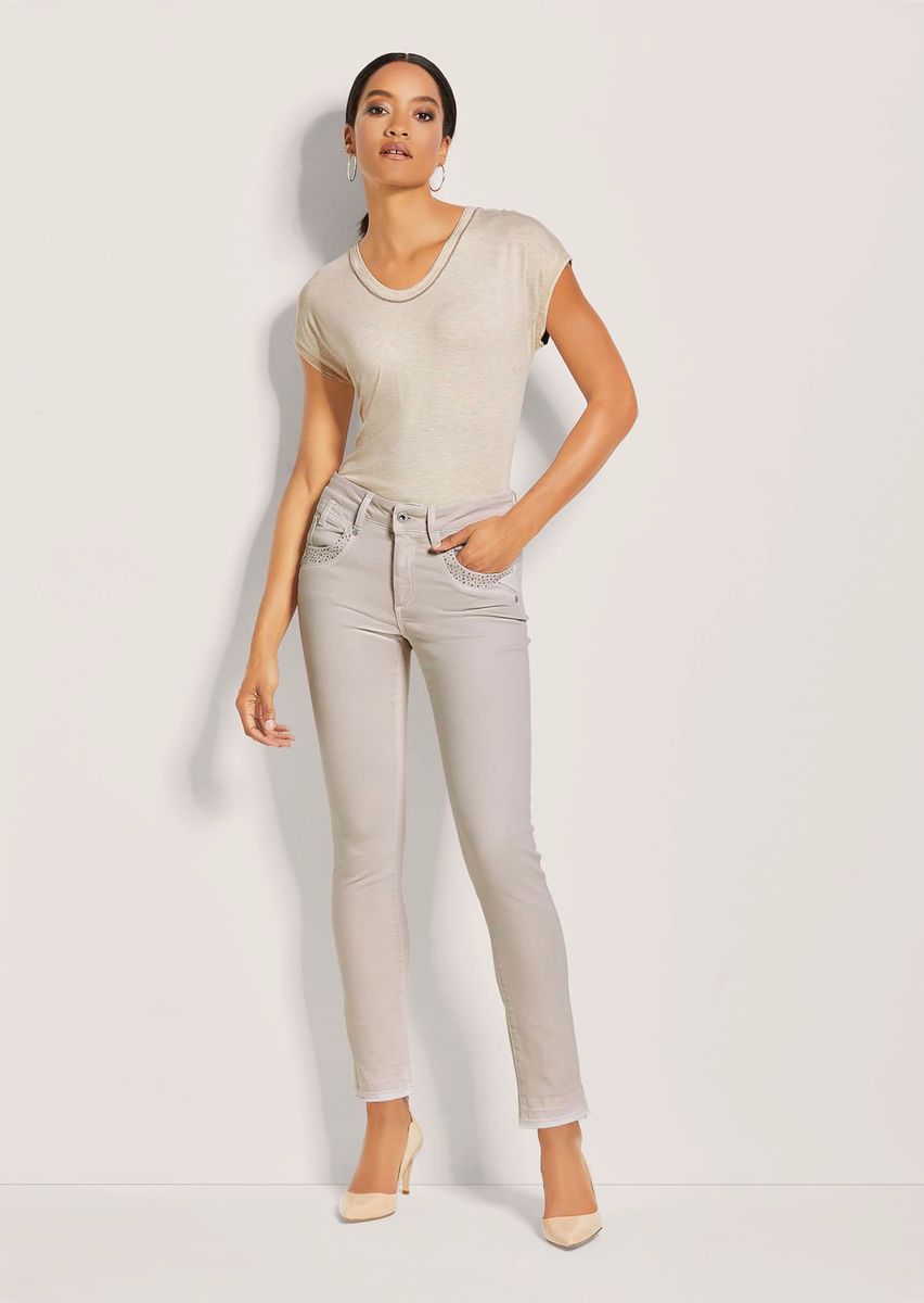 Slim-Fit-Jeans mit Strass-Akzenten
