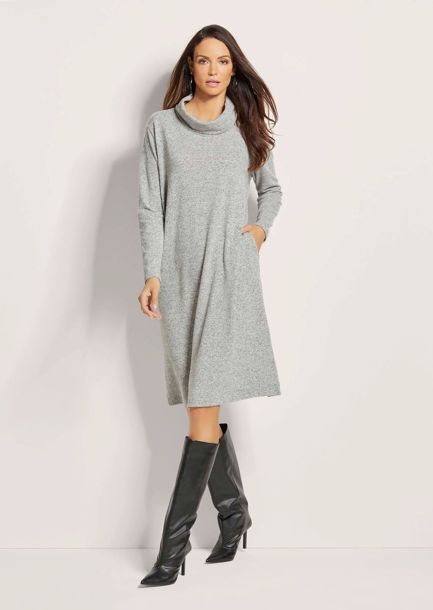 Rollkragenkleid in H-Linie