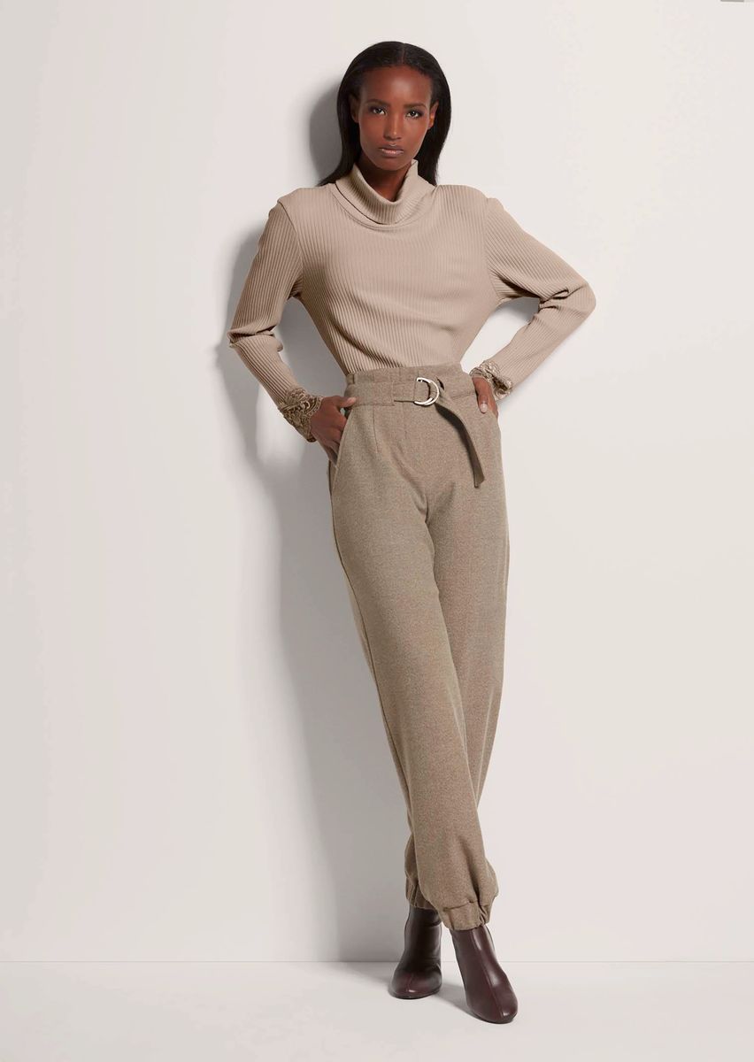 Hochtaillierte Jogger-Hose mit Gürtel