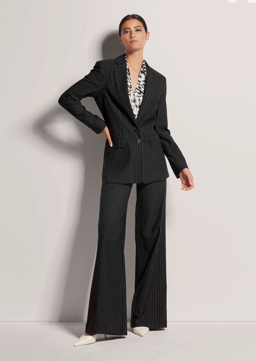 Taillierter Nadelstreifen-Longblazer