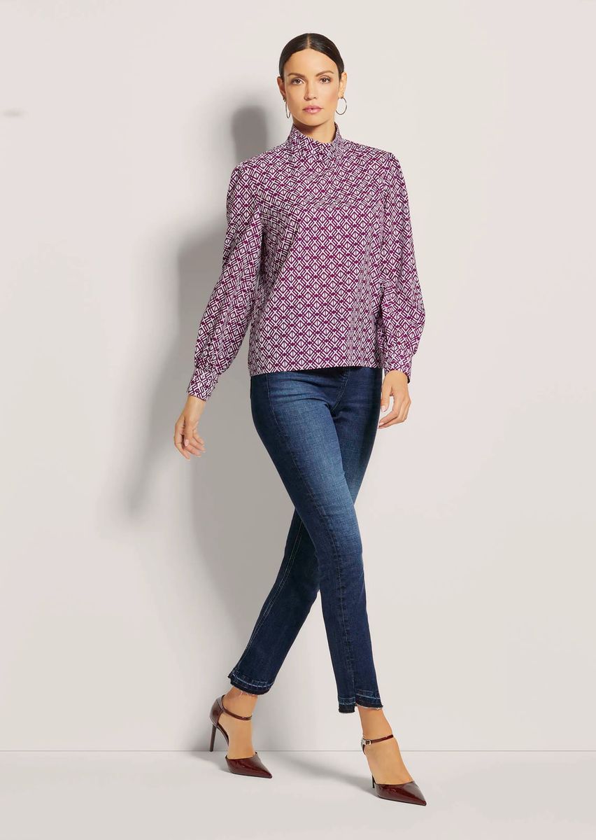 Hochgeschlossene Bluse mit Grafikmuster