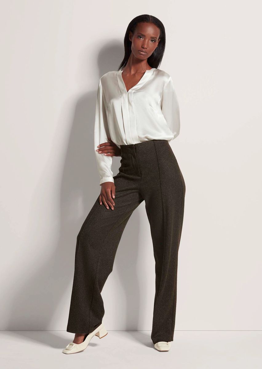 Elegante Satinbluse aus reiner Seide