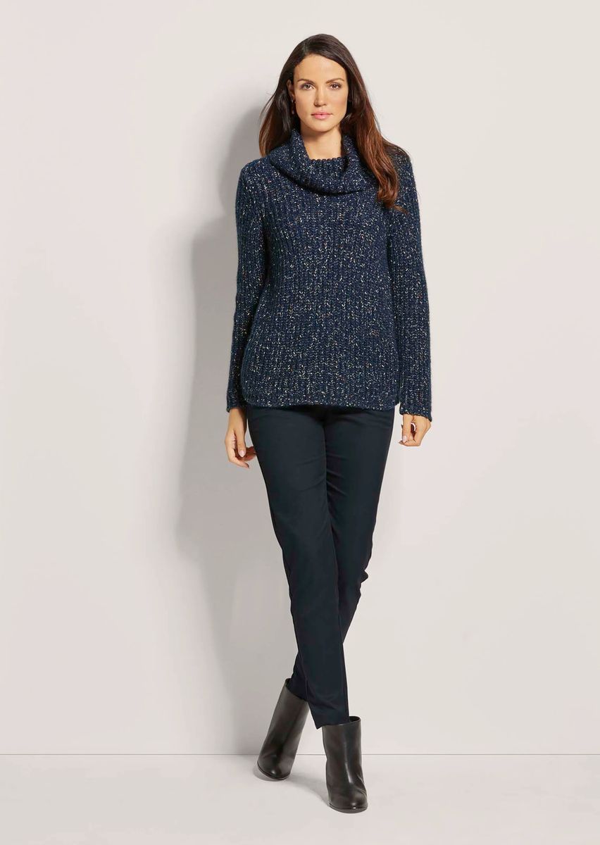 Lockerer Melange-Pullover mit Wasserfallkragen