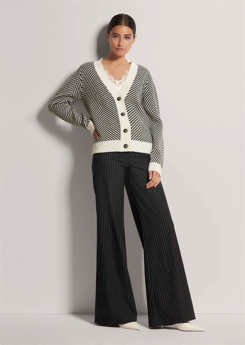 Wollstrickjacke mit Fischgrat-Jacquard