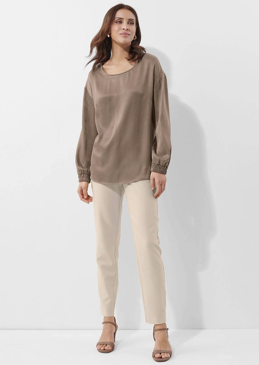 Elegante Satinbluse mit elastischen Bündchen