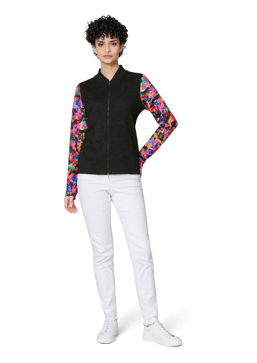 Jacke mit floral bedruckten Ärmeln