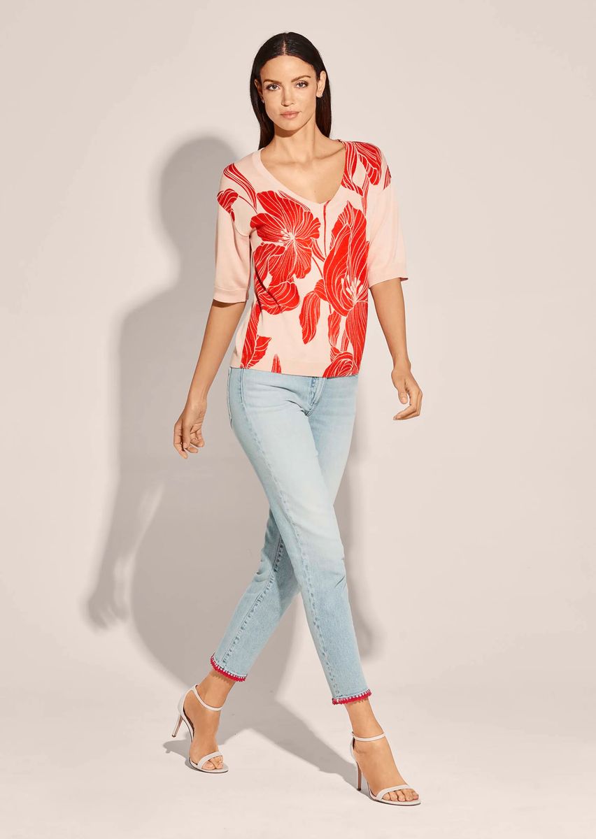Feinstrick-Pullover mit großem Blütenprint