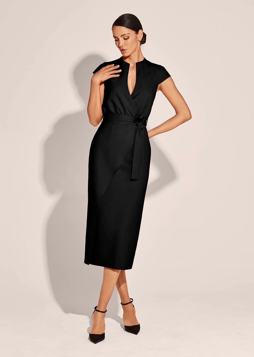 Elegantes Midikleid in Wickeloptik