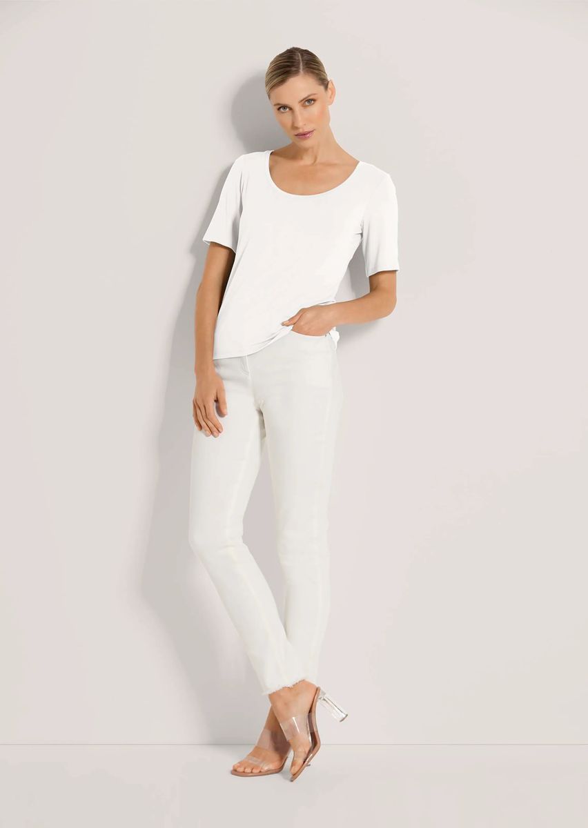 Minimalistisches Top mit Halbarm