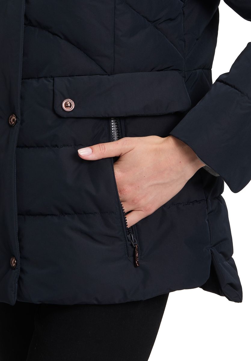 Sportliche Steppjacke mit Kapuze