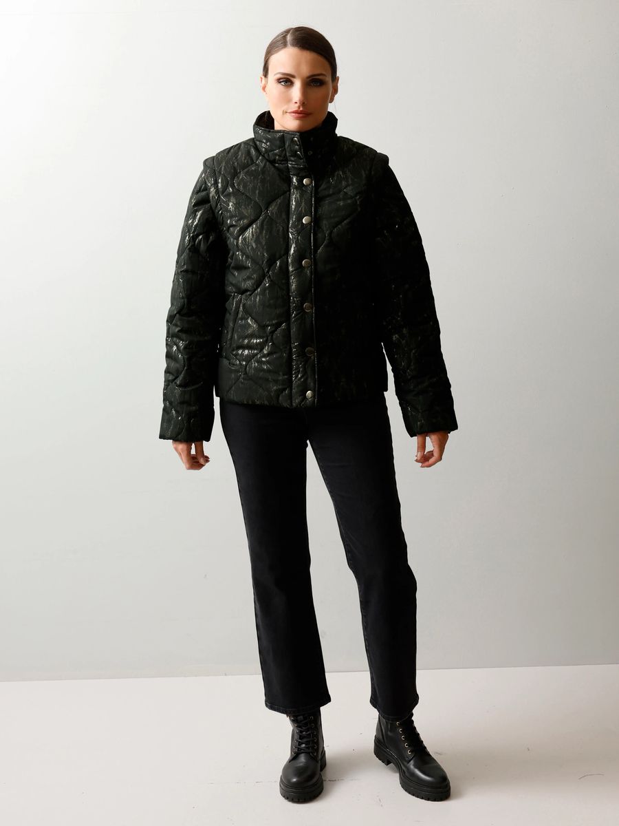 Steppjacke mit Wellenstepp und abnehmbaren Ärmeln