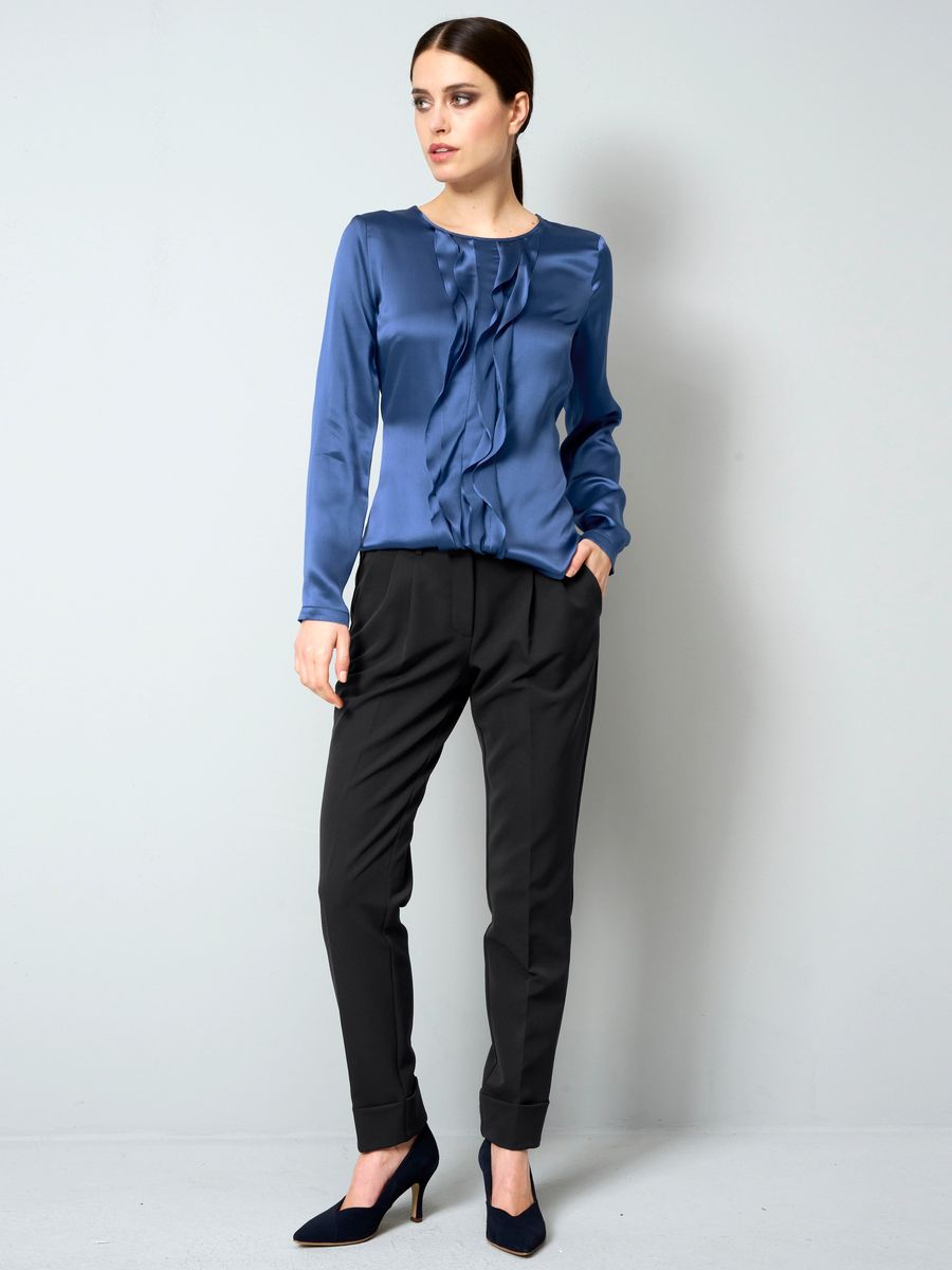 Elegante Seidenbluse mit Volants