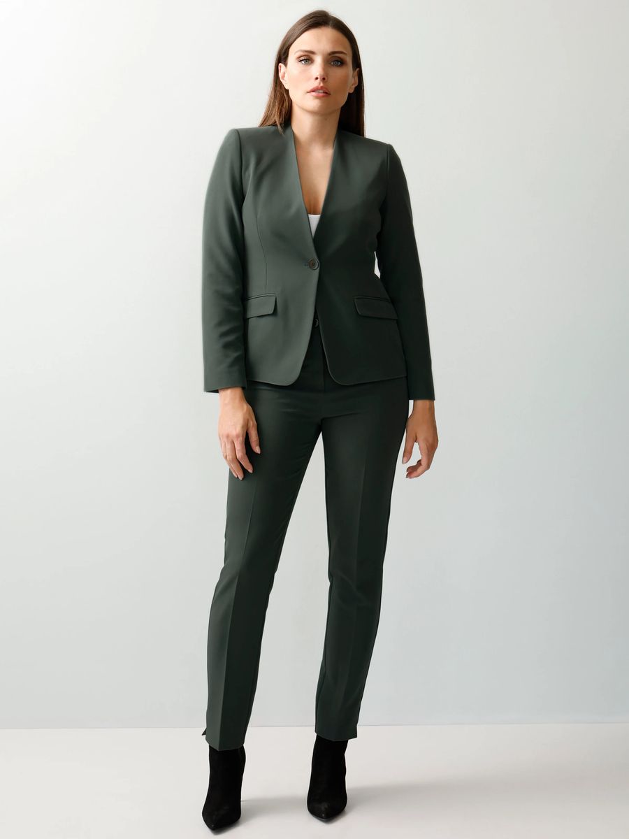 Taillierter Blazer mit Kelchkragen