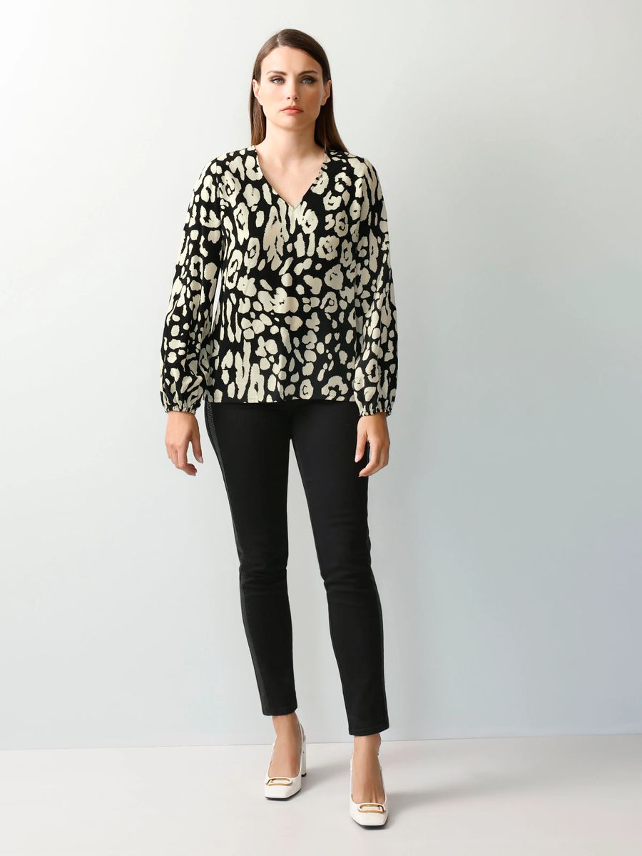 Abstrakte Animal-Print Bluse mit Ballonärmeln