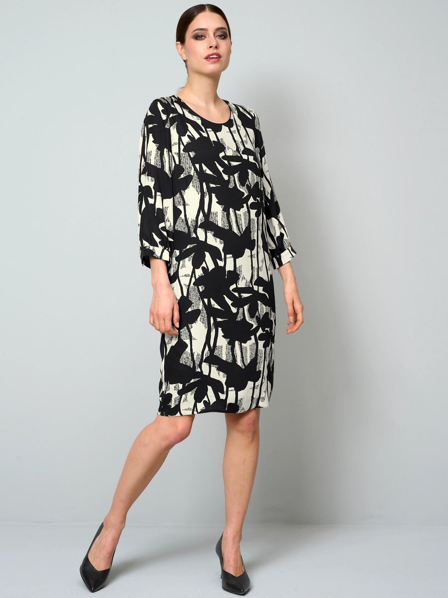 Hängerkleid mit abstraktem Blumenmuster