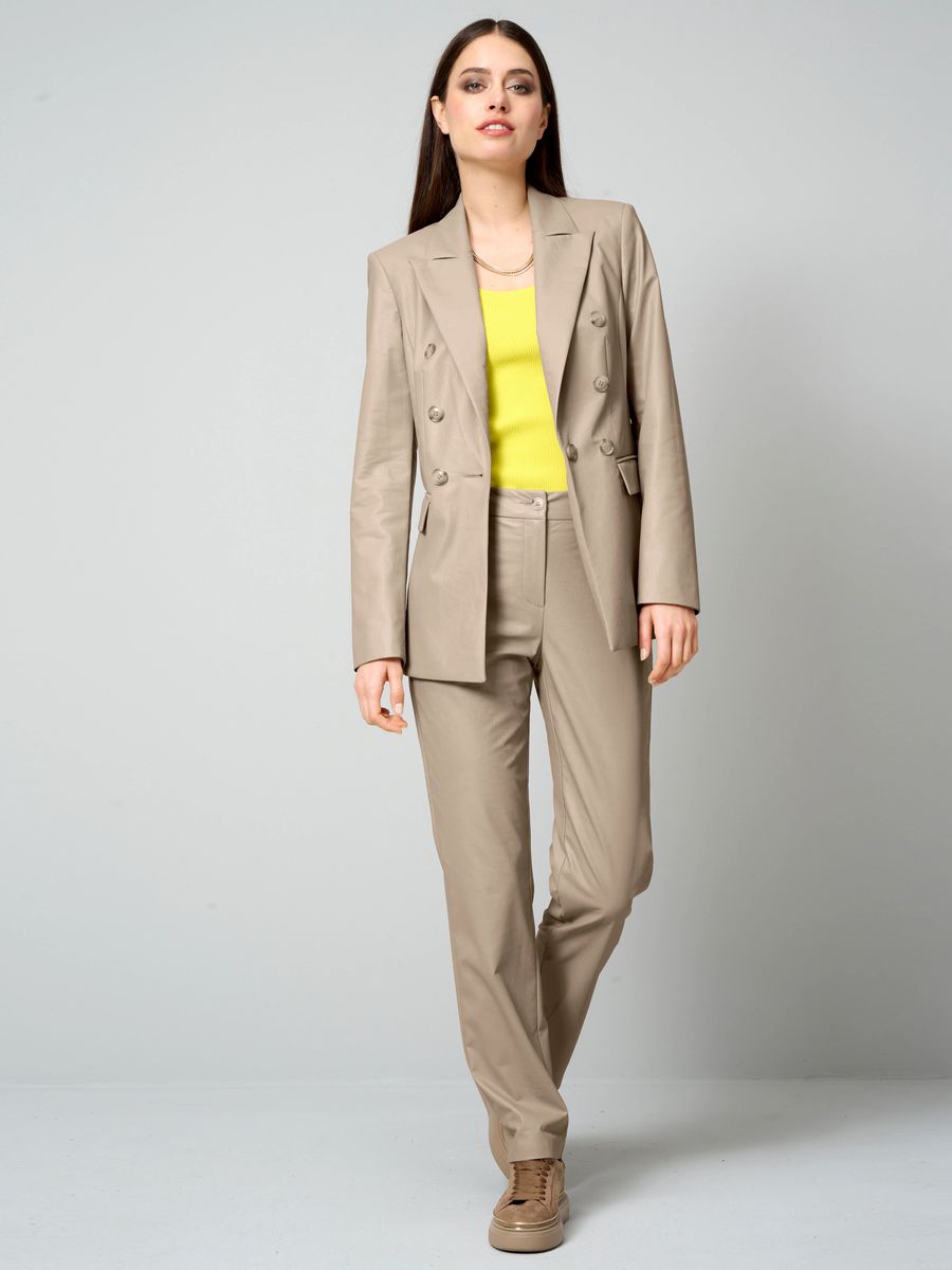Zweireihiger taillierter Blazer