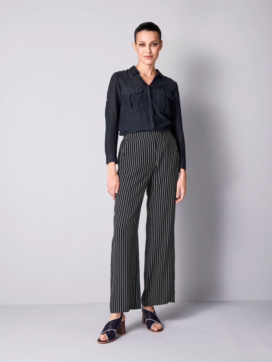 Elegante gestreifte Weitbeinhose