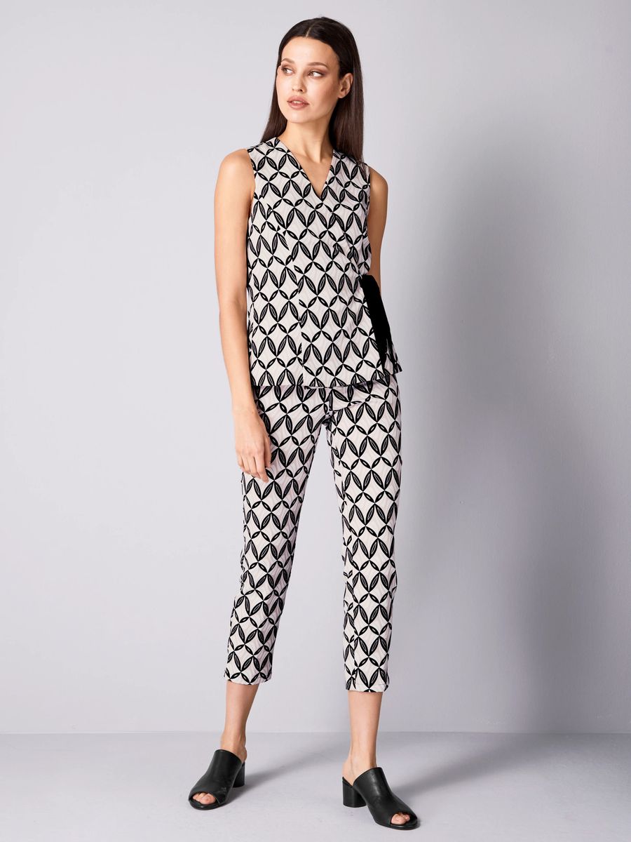 Wickelbluse mit grafischem Print