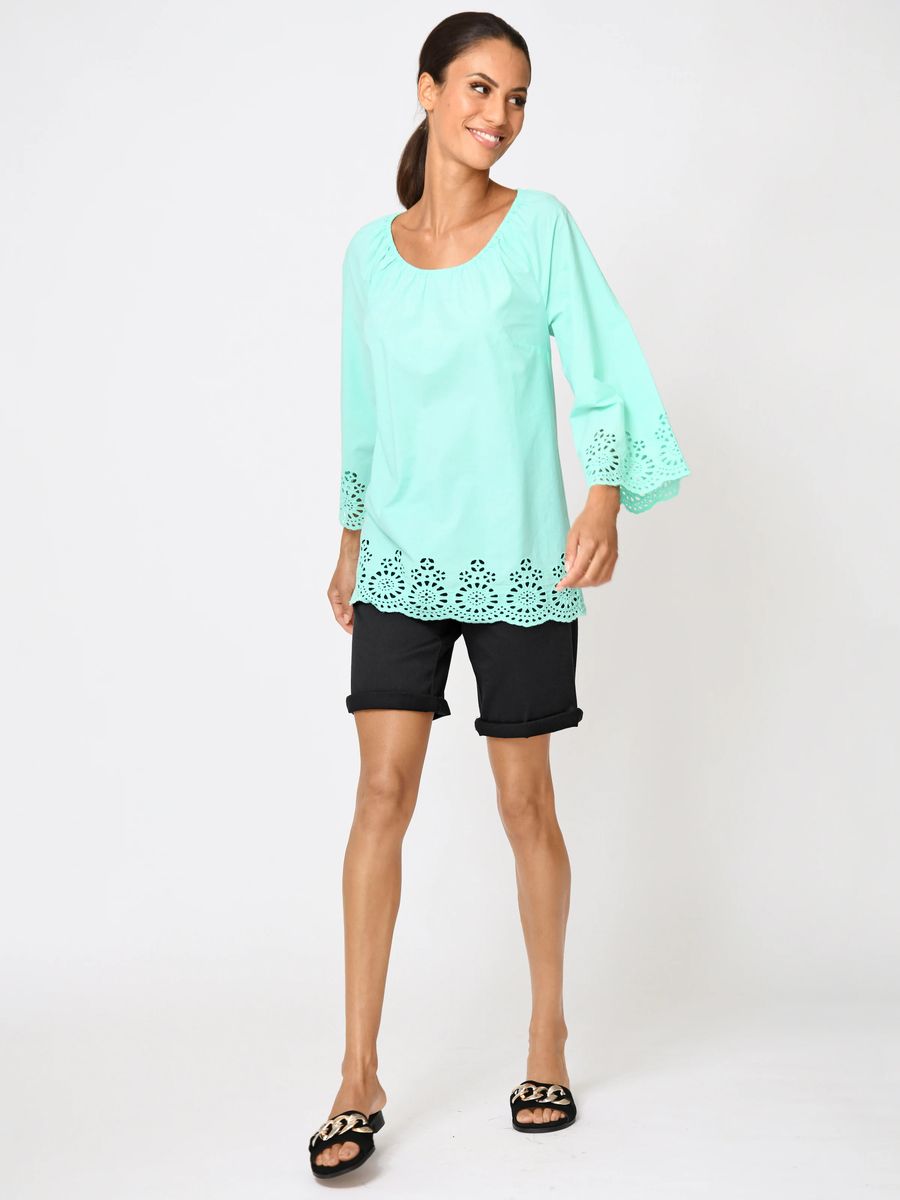 Romantische Tunika-Bluse mit Lochspitze