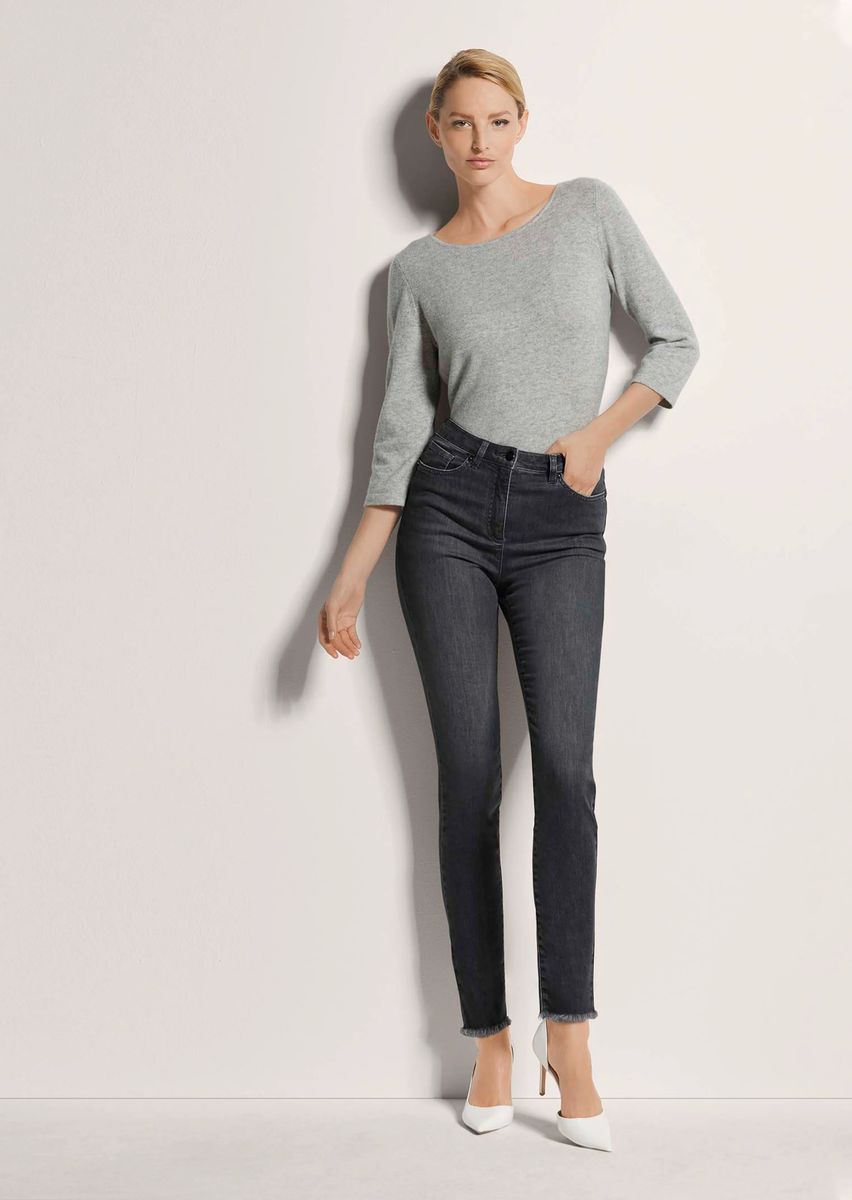 Skinny-Jeans mit feinem Fransensaum