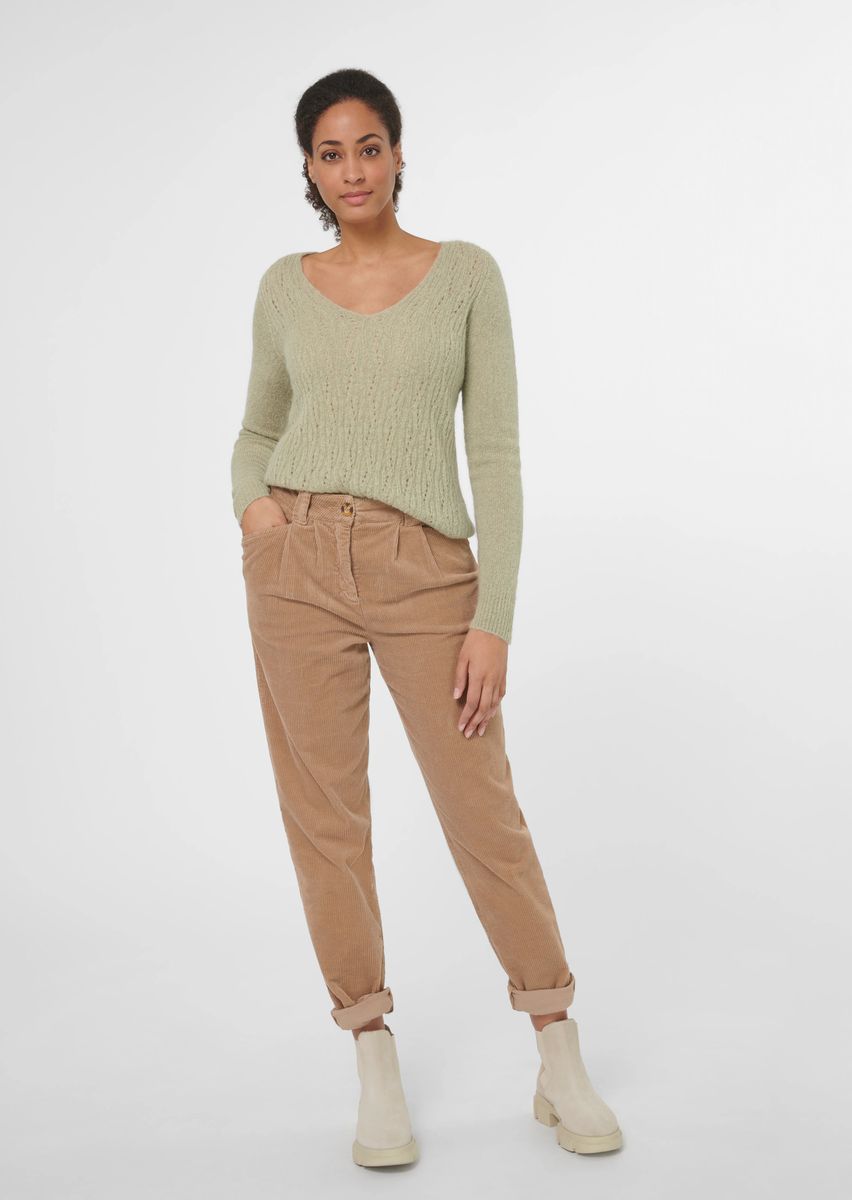 Ajour-Strickpullover mit V-Ausschnitt
