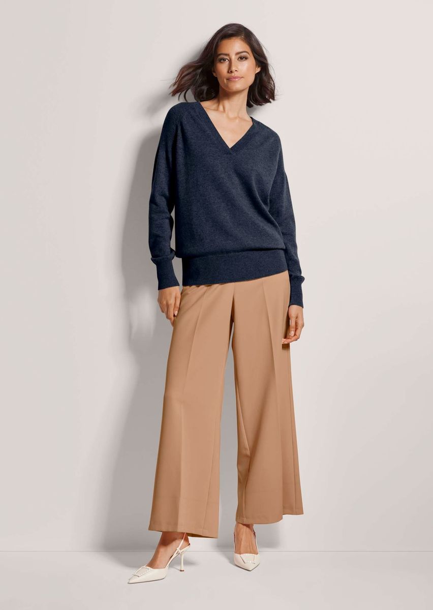 Kaschmir-Pullover mit V-Ausschnitt Rippdetails