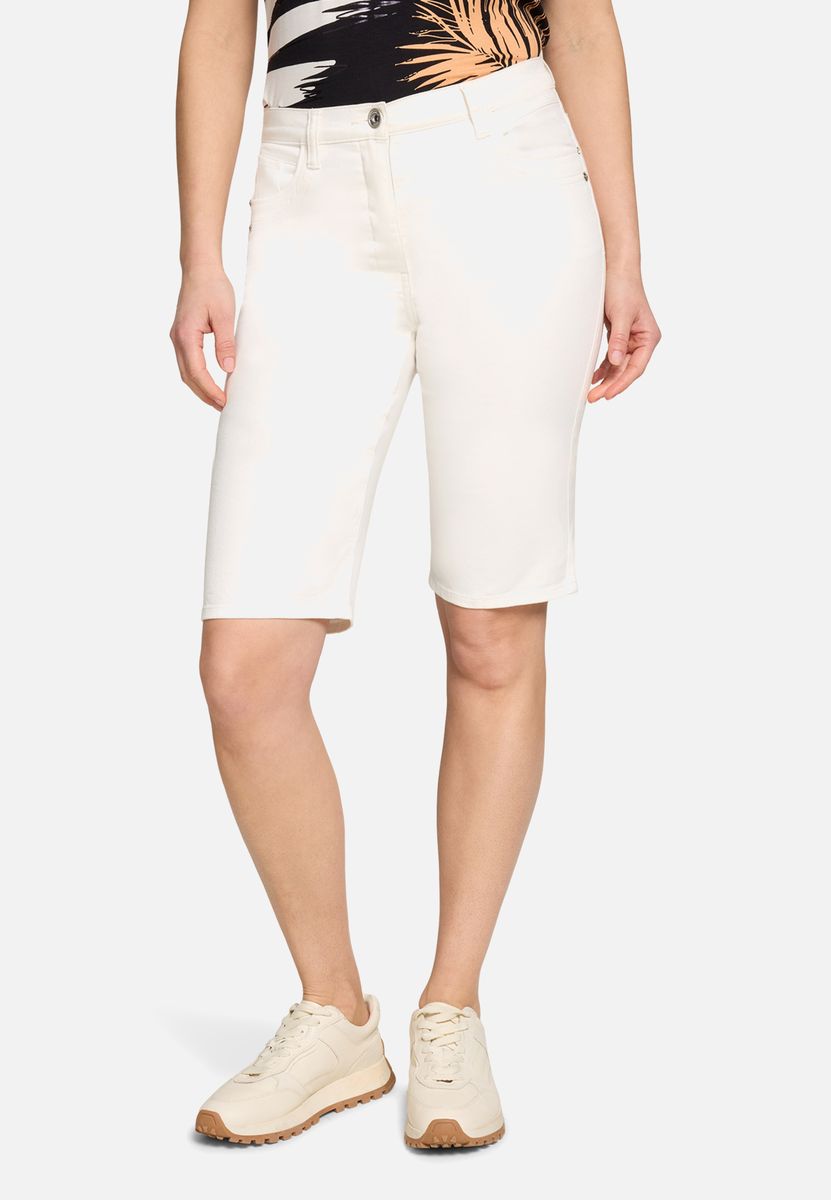 Slim Fit Bermuda-Shorts mit mittlerem Bund