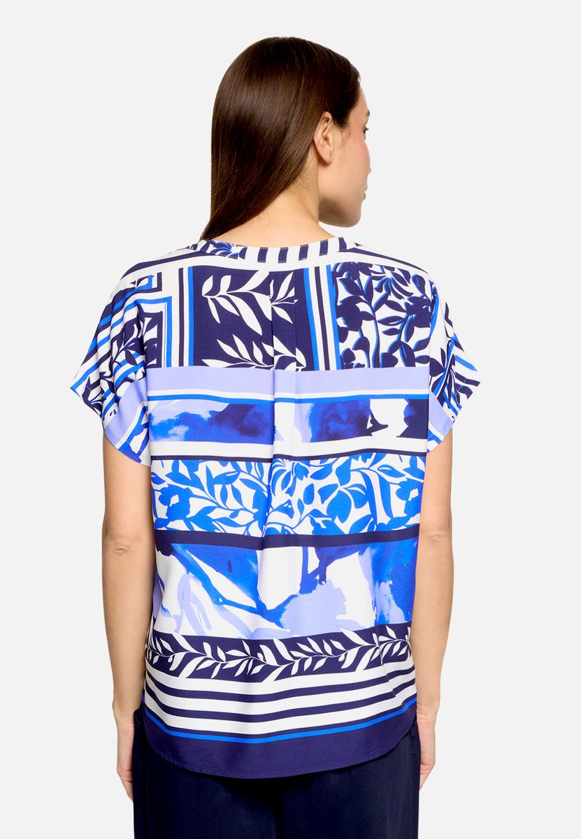 Florale Tunika-Bluse mit Glitzersteinen