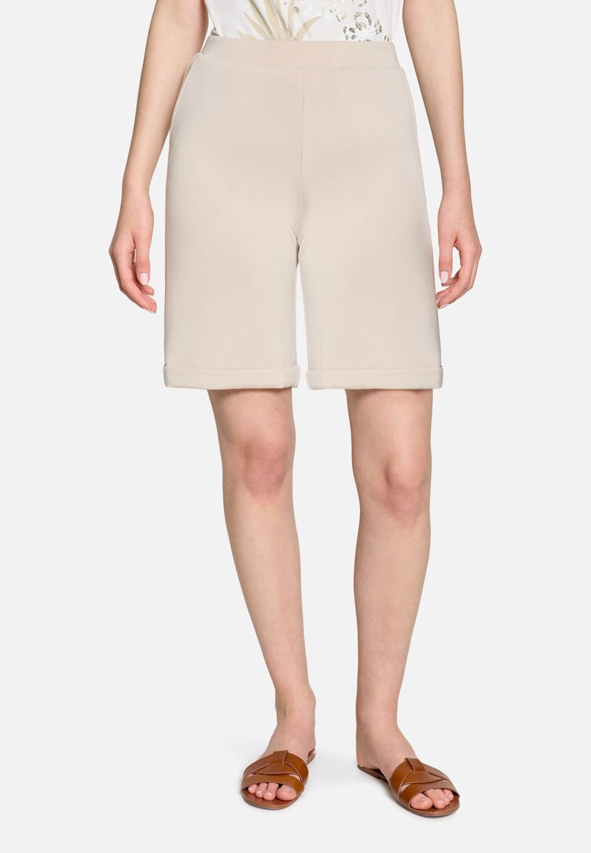 Bequeme High-Waist Bermuda-Shorts