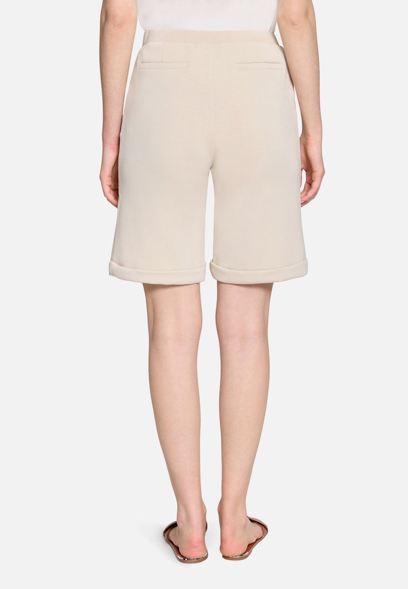 Bequeme High-Waist Bermuda-Shorts