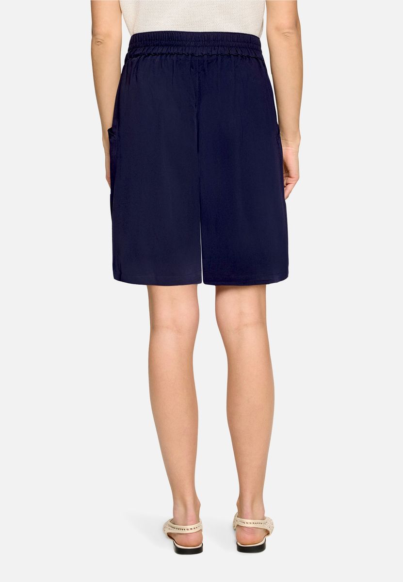 Hochtaillierte Bermuda-Shorts im Relaxed Fit