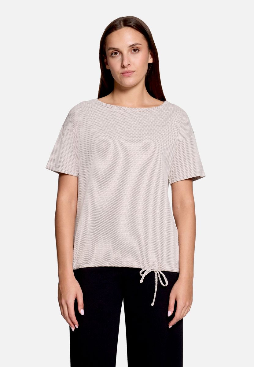 Strukturiertes Kurzarmshirt mit Bindedetail