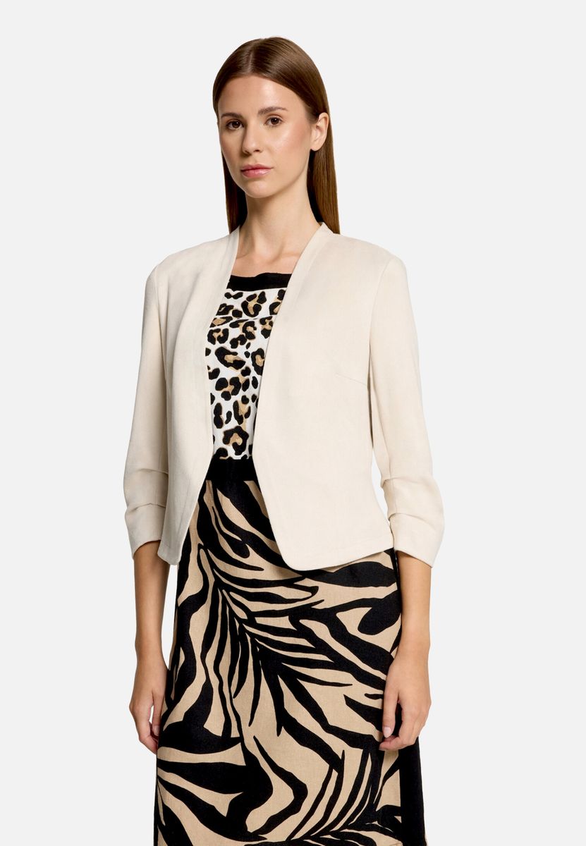 Kurzer Minimalistischer Blazer mit Raff-Ärmeln