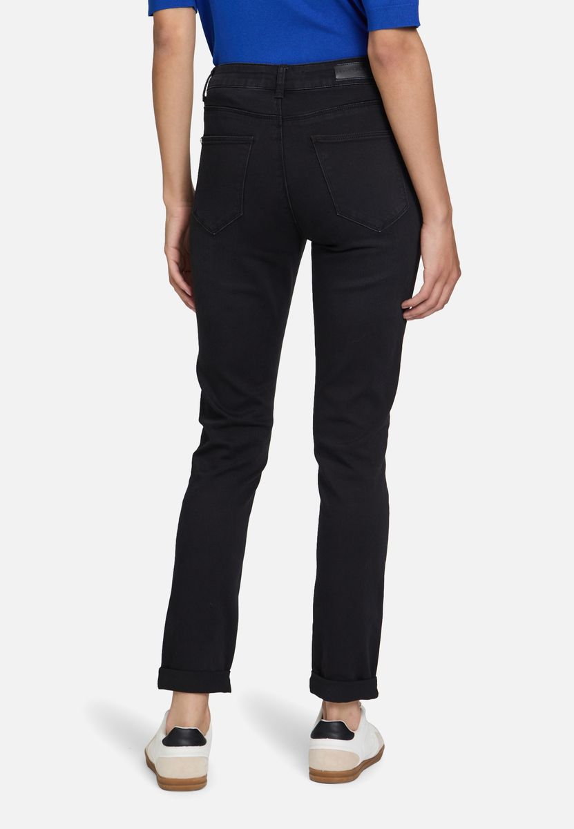 Slim-Fit-Jeans mit hohem Stretch-Anteil