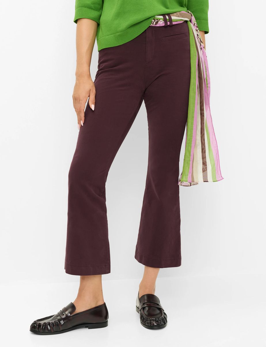 Schmale Bootcut-Hose in Cropped-Länge