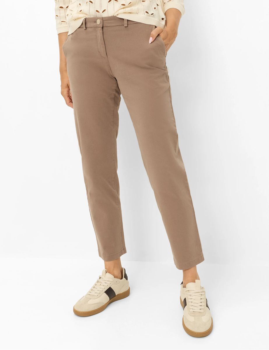 Vielseitige Chino-Hose im Regular Fit